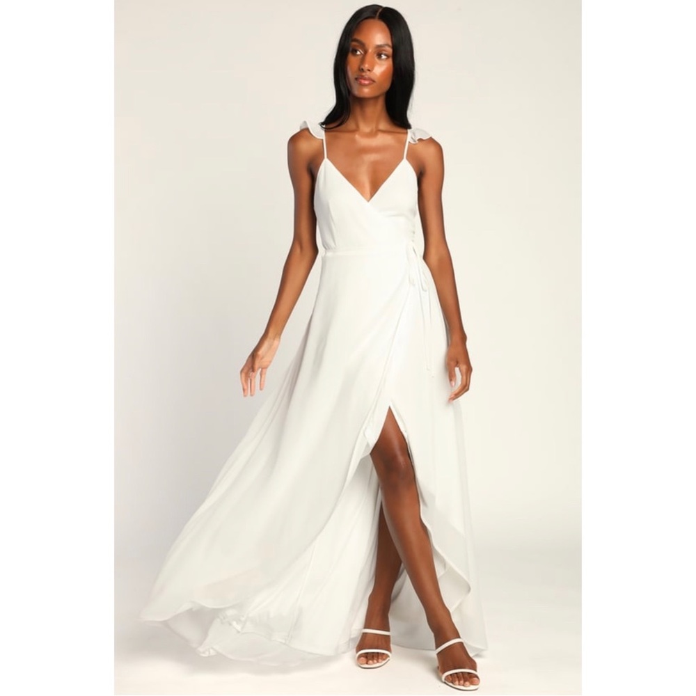 NWT Lulu’s Maxi Dress - White